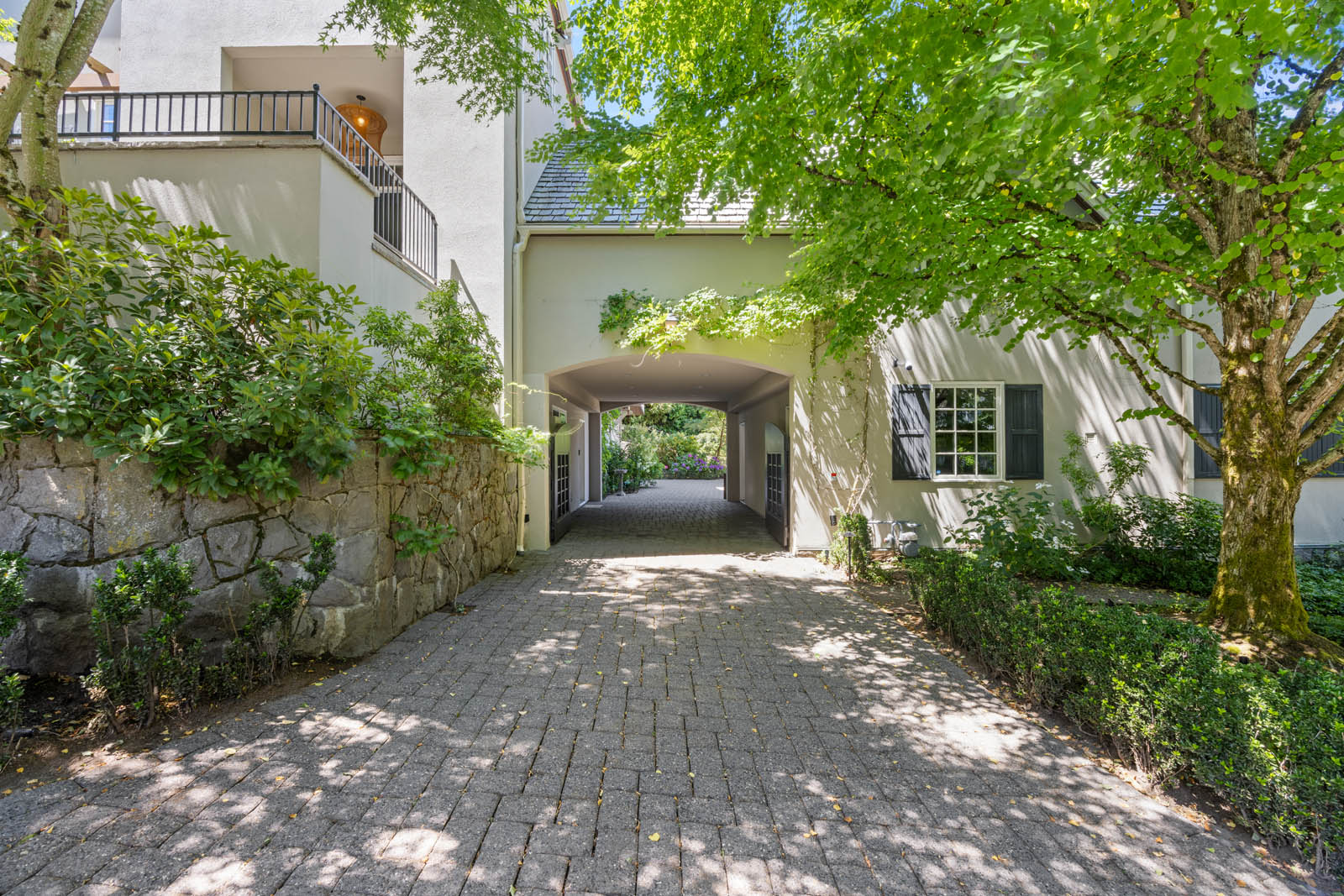 004-1948 SW Terrace Dr 97201-4